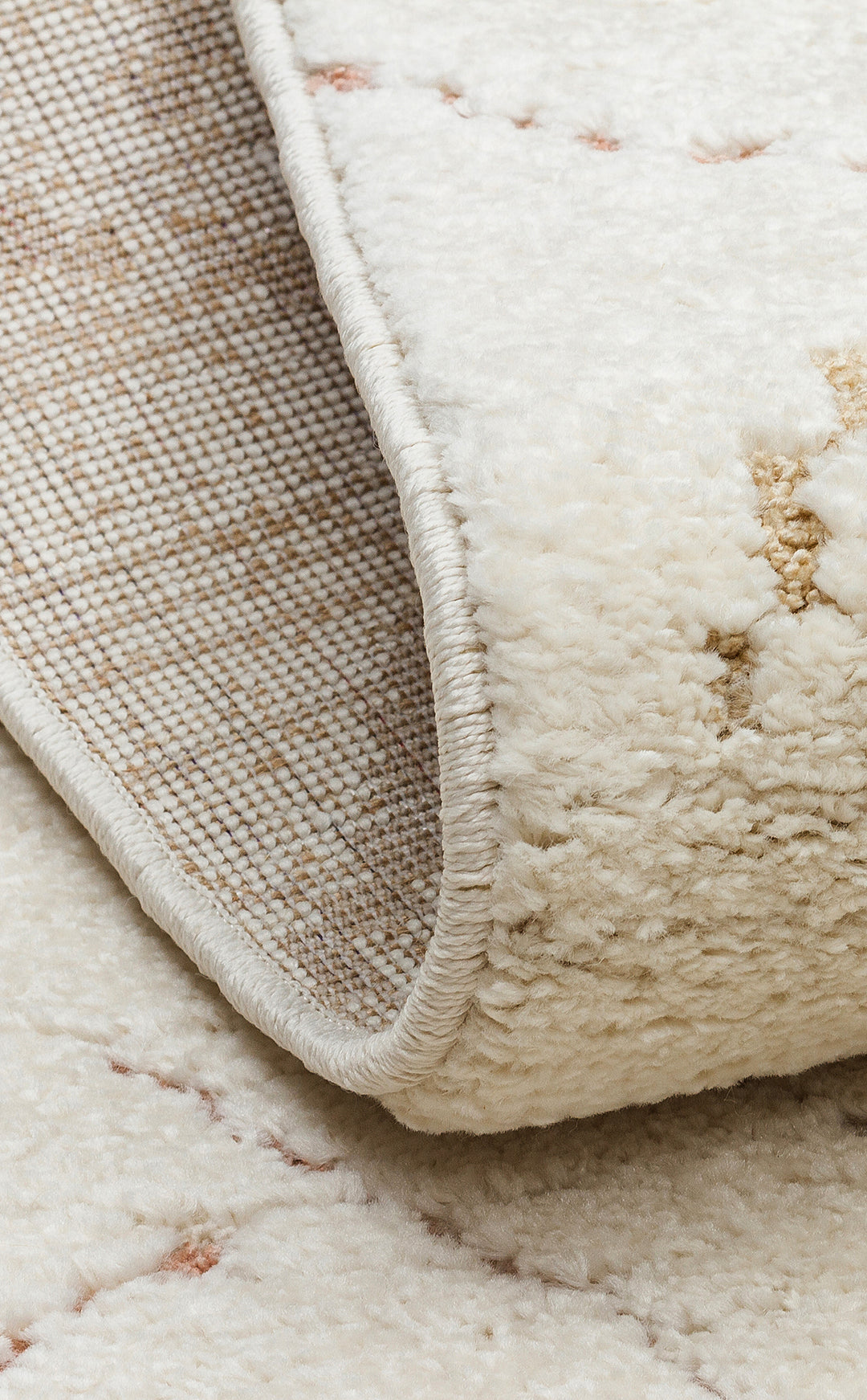 Zuma 05 cream multy Antialerjik Yapısıyla Özenle Üretilmiş Yıkanabilir Çocuk ve Bebek Halısı