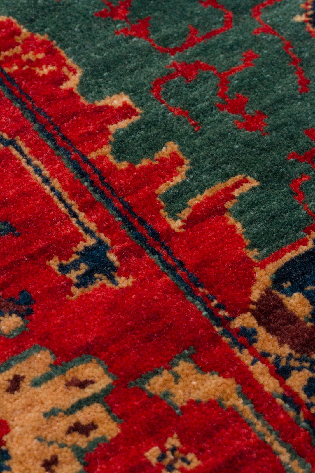 Rustik 05 Red Vintage Doğal Yün ile Özel Tezgahlarda El Dokuma Teknikleri ile Üretilen Salon Halısı