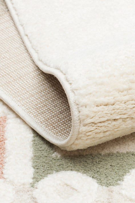 Zuma 07 cream multy Antialerjik Yapısıyla Özenle Üretilmiş Yıkanabilir Çocuk ve Bebek Halısı