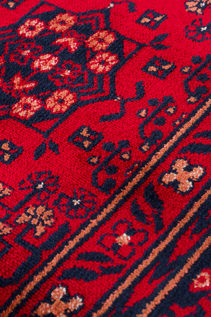 Buhara 04 Red Afgan Desenli Viskon ile Üretilen Parlak ve Yumuşak Doku, Tabanı Kaydırmaz İnce Halı