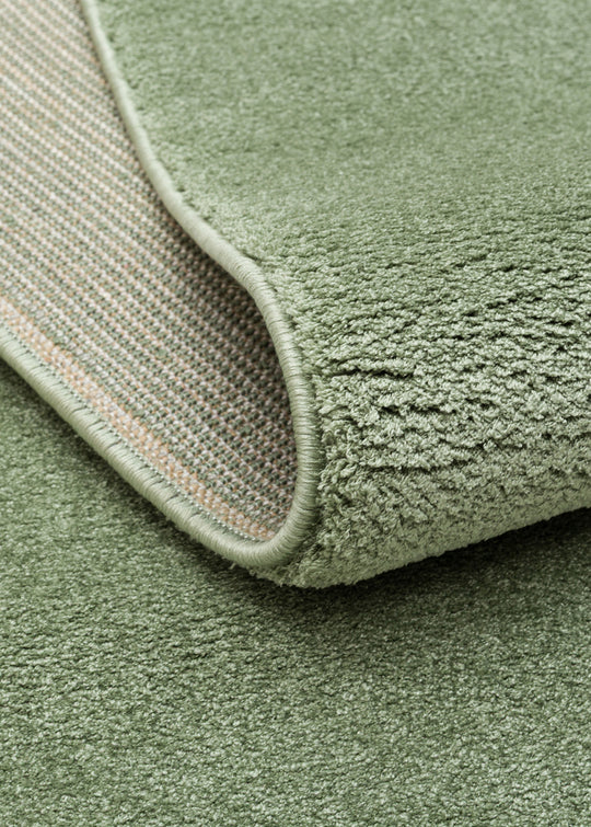 Soft Yeşil Kolay Kullanımlı Hav Toz Vermez Yumuşak Dokulu Modern Pofuduk Halı