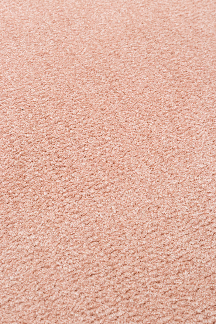 Soft Q Pembe Kolay Kullanımlı Hav Toz Vermez Yumuşak Dokulu Modern Pofuduk Halı