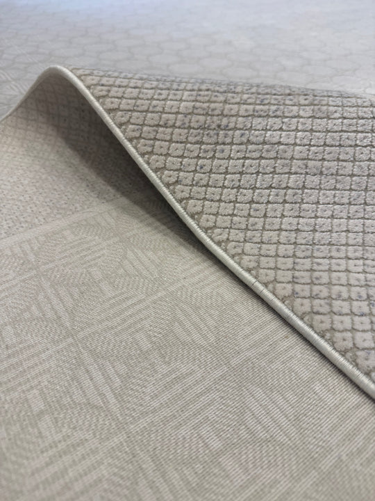 Vera 01 Grey Viskon ile Üretilen Sık Dokuma Modern Salon Halısı