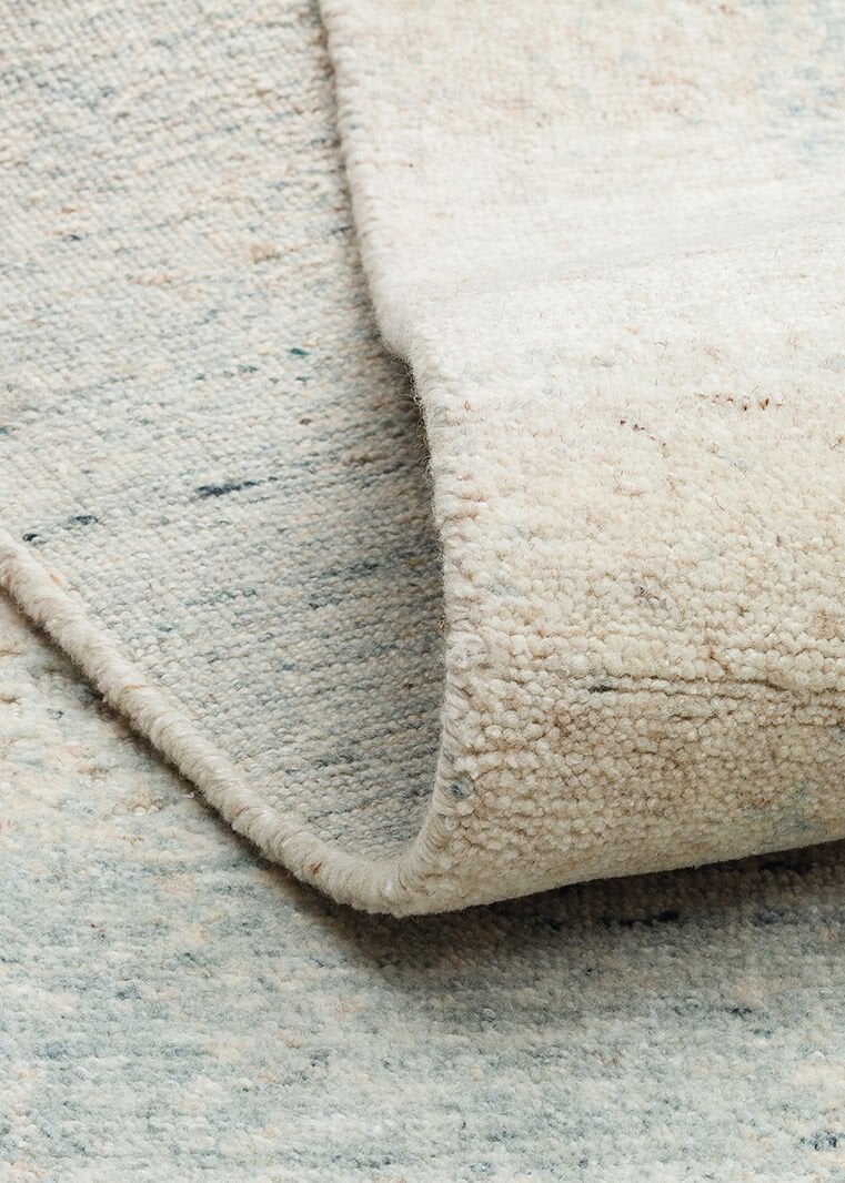 Exotic Beıge Teal, %100 El Dokuması, Yün, Viskon ile Üretilmiş Kendinden Desenli Salon Halısı