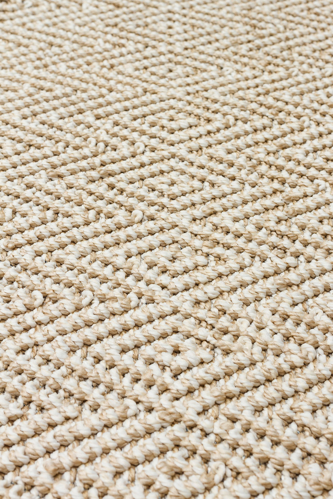 Lion 01 Beige Hasır Dokulu Bukle Dokumasıyla Hav Toz Vermez Modern Makine Halısı