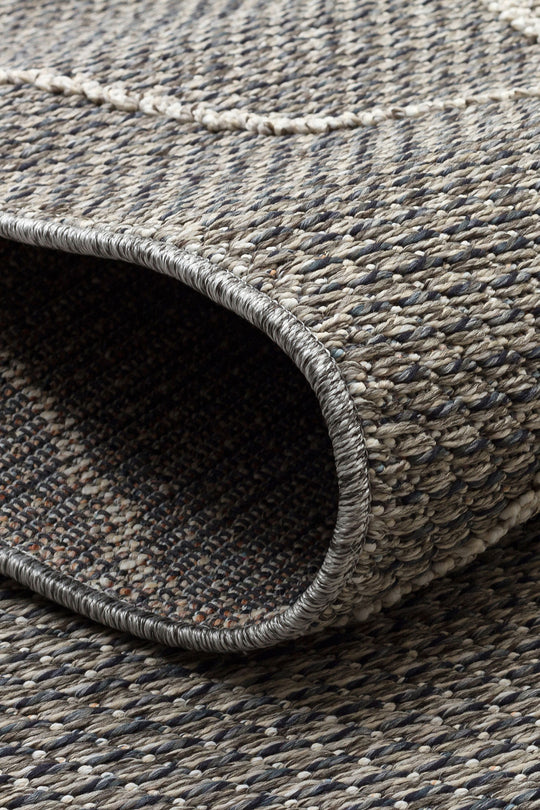 Lion 02 Grey Hasır Dokulu Bukle Dokumasıyla Hav Toz Vermez Modern Makine Halısı