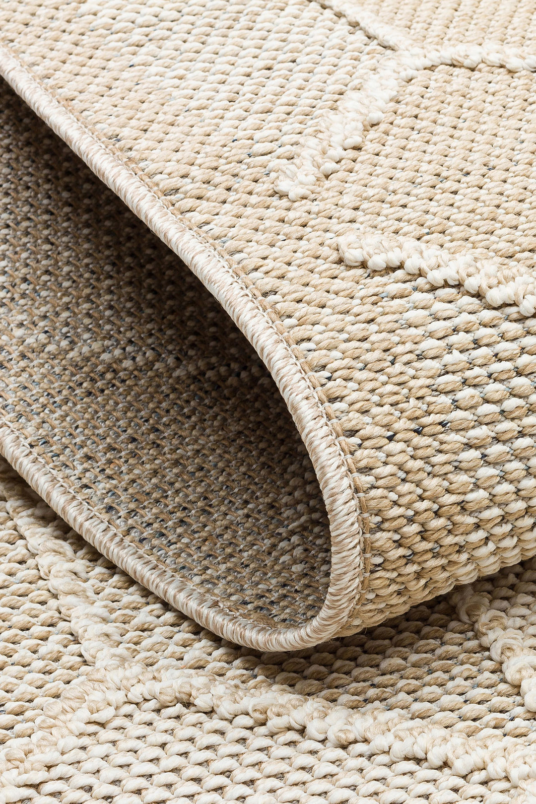 Lion 03 Beige Hasır Dokulu Bukle Dokumasıyla Hav Toz Vermez Modern Makine Halısı