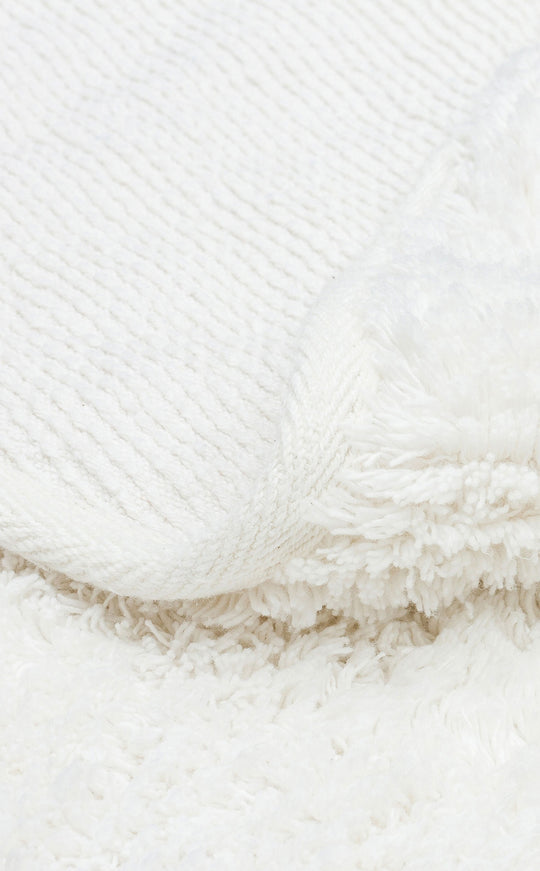 Candy Baby Plain Q White %100 Pamuk Naturel Malzeme ile Üretilmiş Kaymaz Bebek Yuvarlak Çocuk Halısı