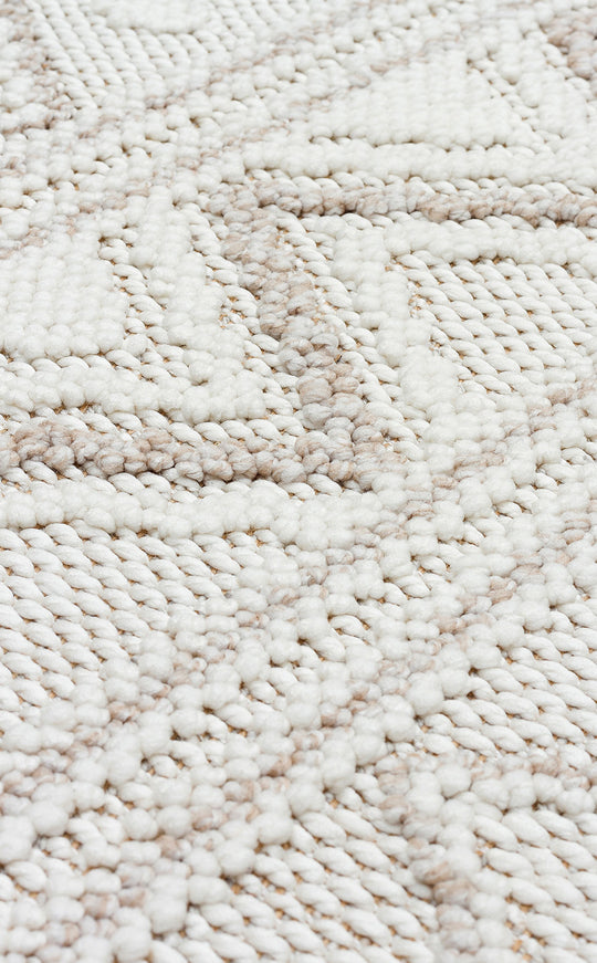 Ohrid 03 White Beige Bukle Dokuma Yapısında Hav Toz Vermeyen Yumuşak Koridor, Salon, Mutfak Halısı