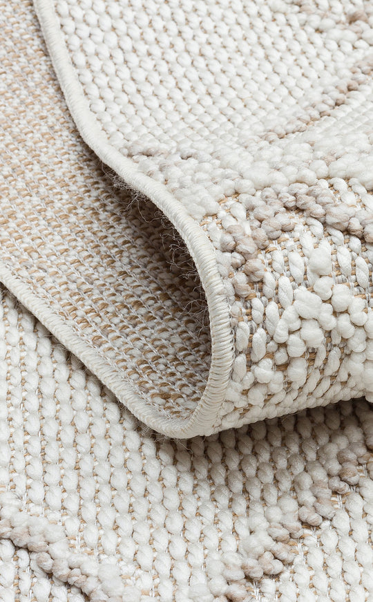 Ohrid 03 White Beige Bukle Dokuma Yapısında Hav Toz Vermeyen Yumuşak Koridor, Salon, Mutfak Halısı