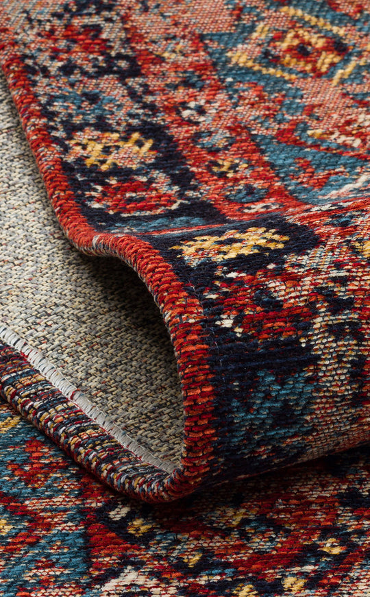 Avanos Kilim 04 Multy Anadolu'nun Antik Desenlerinden esinlenilen Yıkanabilir Kaymaz Tabanlı Kilim