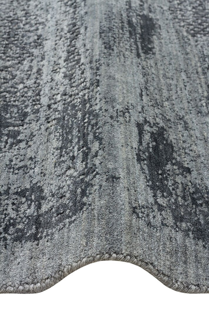 Exotic Black, %100 El Dokuması, Yün, Viskon ile Üretilmiş Kendinden Desenli Salon Halısı