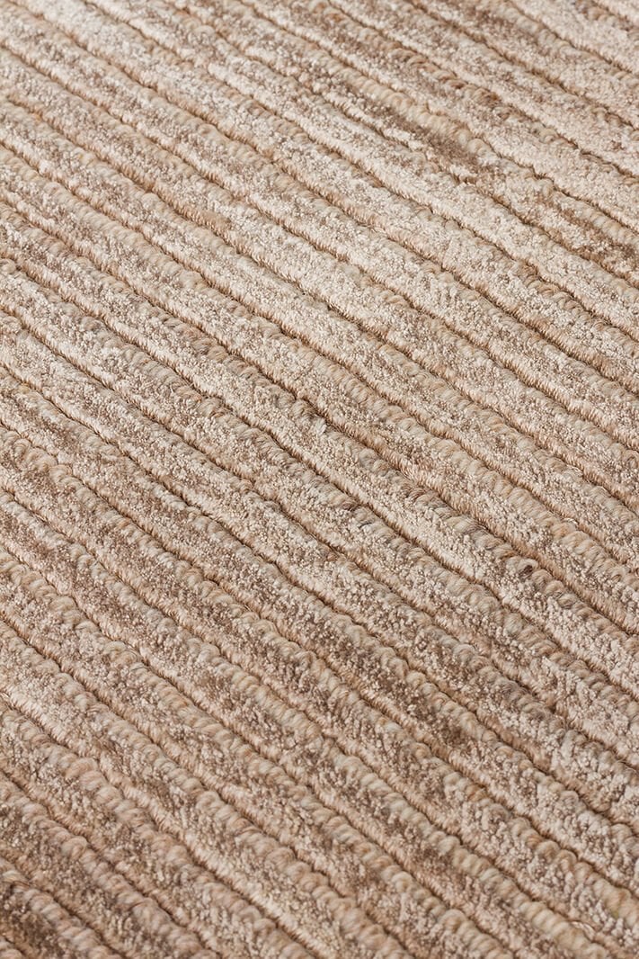 Orlando Brown El Dokuma Teknikleriyle Özenle Üretilmiş, Doğal Viskon, Yün Karışımlı Salon Halısı