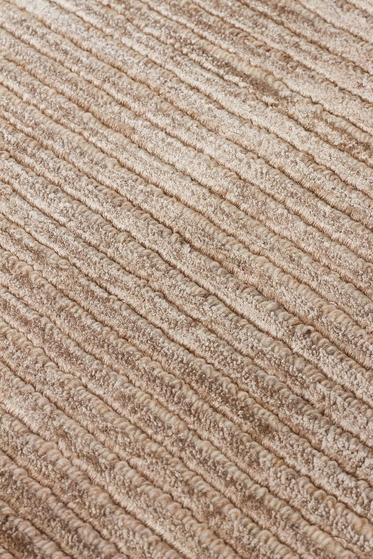 Orlando Brown El Dokuma Teknikleriyle Özenle Üretilmiş, Doğal Viskon, Yün Karışımlı Salon Halısı