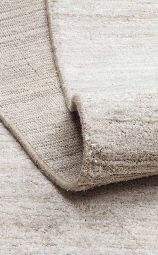 Osaka Sılver İpek ve Yün ile Üretilen Yüksek Kaliteli %100 El Dokuması Sade & Düz Salon Halısı