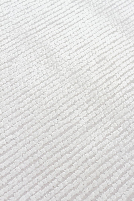 Athena Plaın Ivory Sık Dokuma Tekniği ile Üretilen Viskon Modern ve Sade Makine Halısı