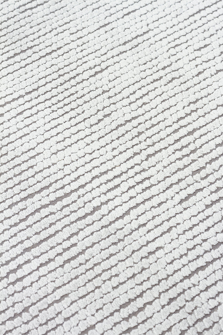 Athena Border Grey Sık Dokuma Tekniği ile Üretilen Viskon Modern ve Sade Makine Halısı