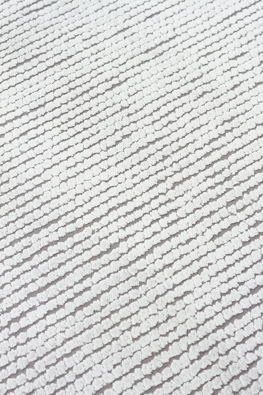 Athena Border Grey Sık Dokuma Tekniği ile Üretilen Viskon Modern ve Sade Makine Halısı