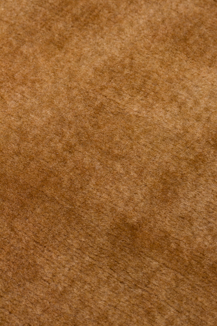 Letat Caramel, El dokuma Teknikleri ile %100 Yeni Zelanda Yünü ile Üretilmiş Sade ve Modern halı