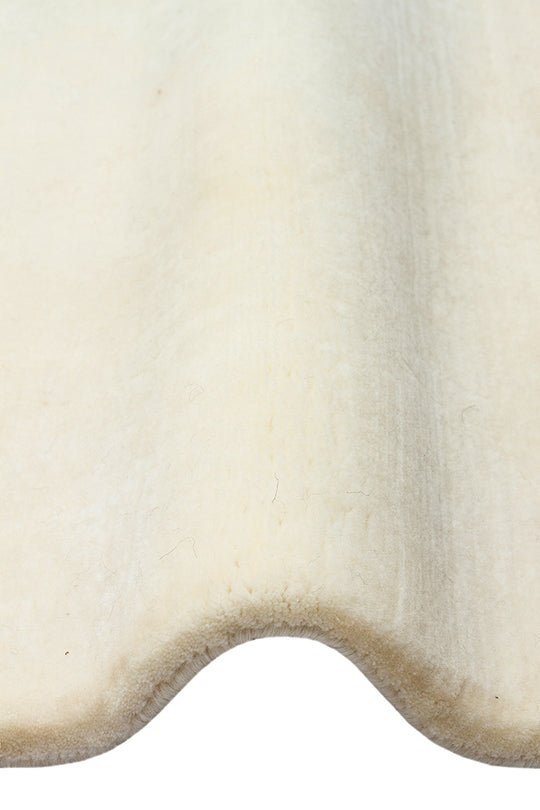 Letat Ivory, El dokuma Teknikleri ile %100 Yeni Zelanda Yünü ile Üretilmiş Sade ve Modern halı