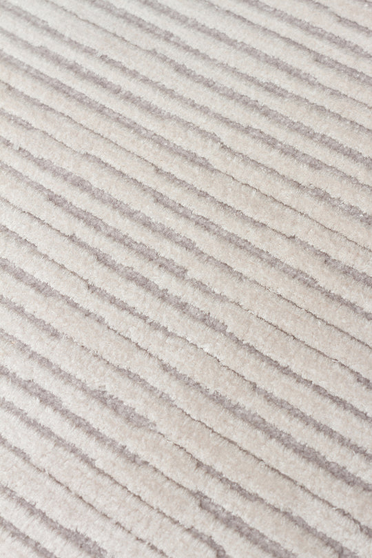 Aspendos 01 Grey, %100 Viskon ile Üretilmiş Parlaklığıyla her Dekora Uyum Sağlayan Salon Halısı