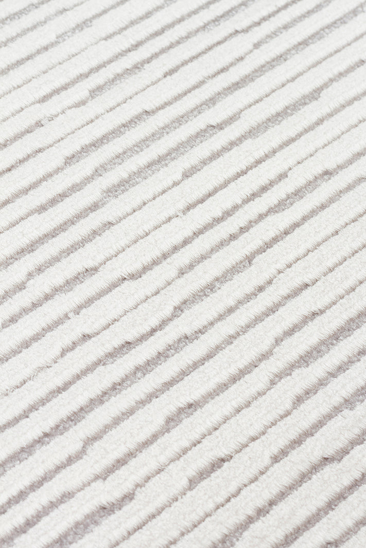 Aspendos 01 Grey, %100 Viskon ile Üretilmiş Parlaklığıyla her Dekora Uyum Sağlayan Salon Halısı