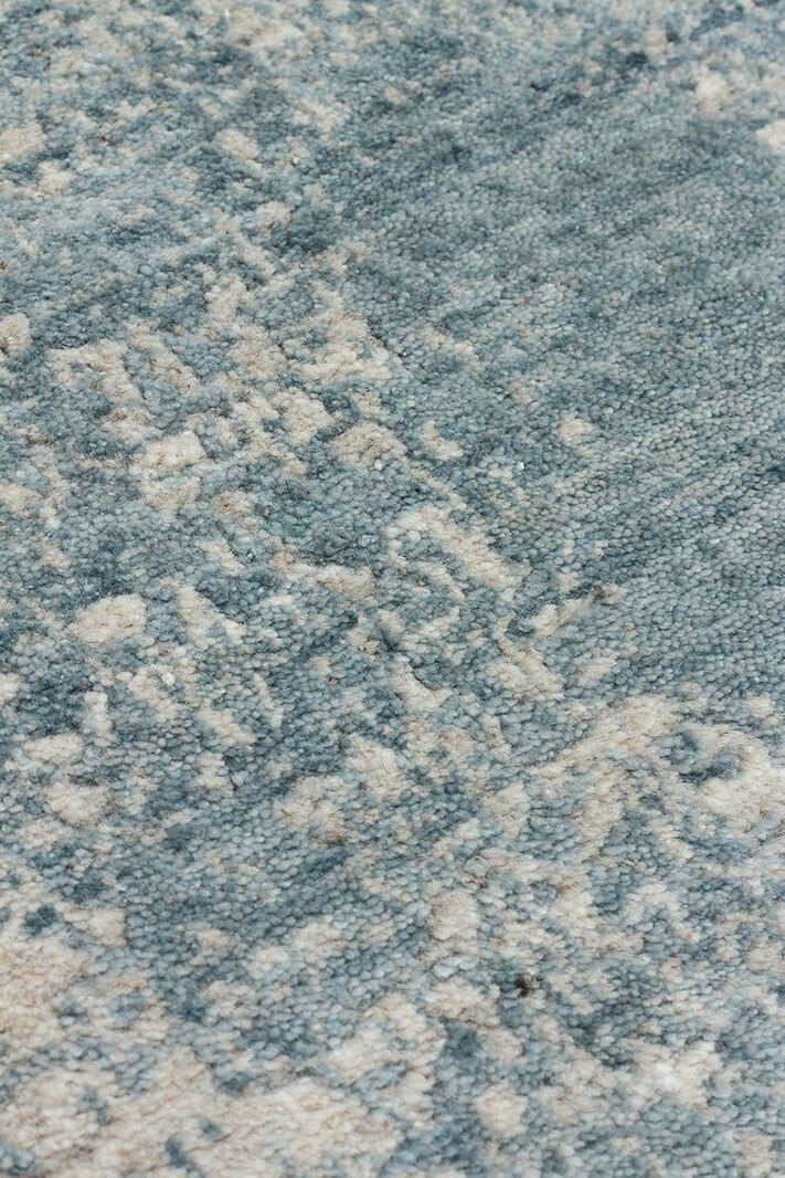 Grace Beıge Blue, Kendinden Desenli Yün, Viskon ve Pamuk Karışımlı Desenli Zarif Salon Halısı