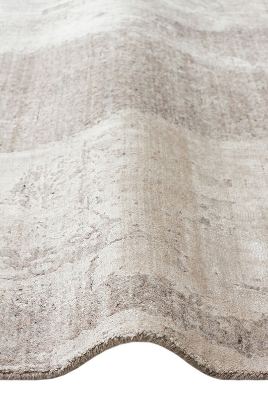 Grace Grey, Kendinden Desenli Yün, Viskon ve Pamuk Karışımlı Desenli Zarif Salon Halısı