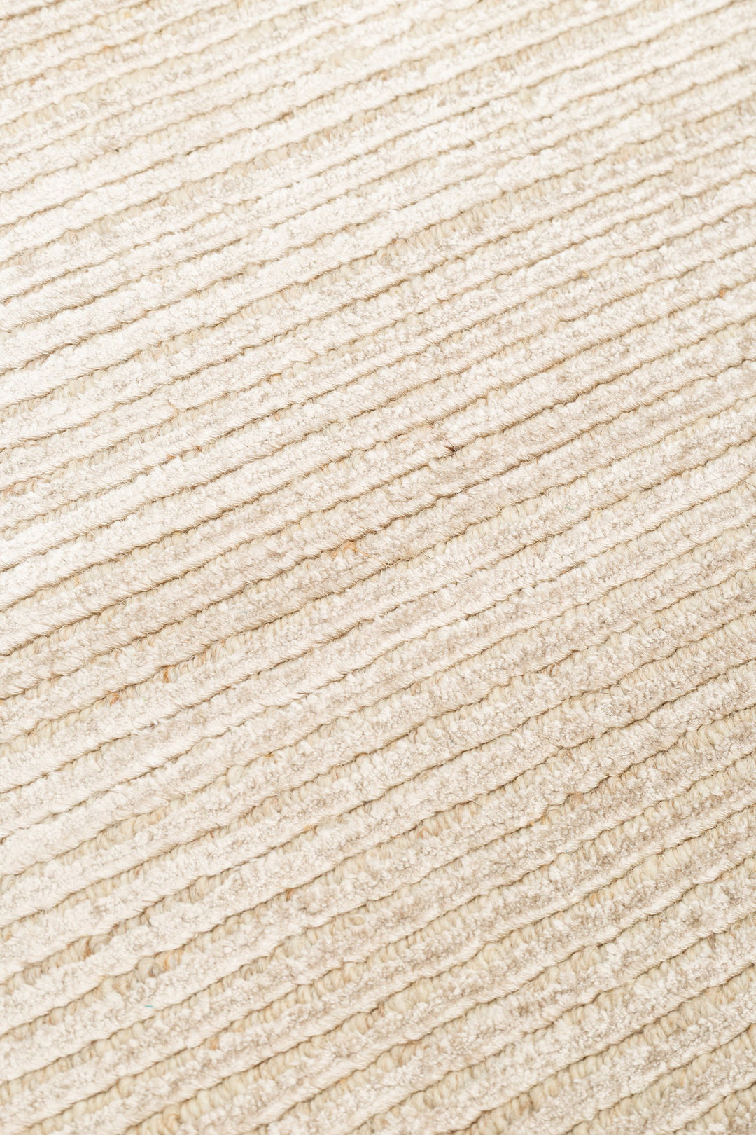 Orlando Beige halı - yün ve viskon doku detayı