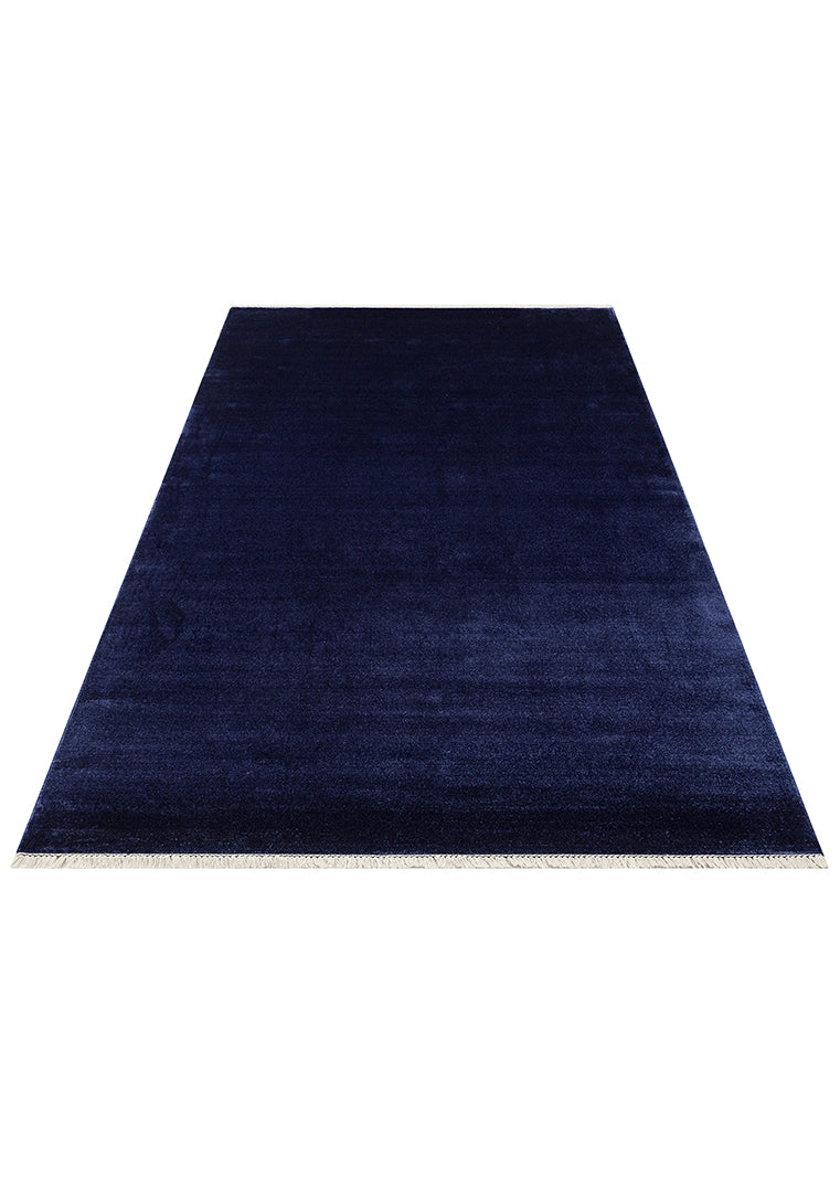 Porto Midnight Blue, %100 viskon kullanılarak üretilmiş, Modern Tasarımlı Sade ve Şık Salon Halısı