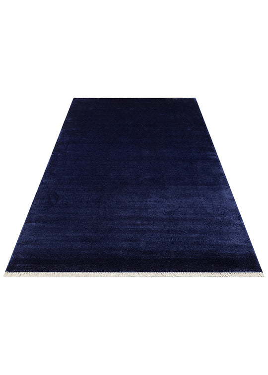 Porto Midnight Blue, %100 viskon kullanılarak üretilmiş, Modern Tasarımlı Sade ve Şık Salon Halısı