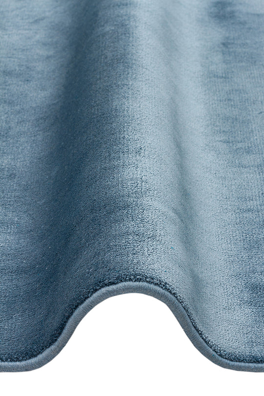 Porto Navy Blue, %100 viskon kullanılarak üretilmiş, Modern Tasarımlı Sade ve Şık Salon Halısı
