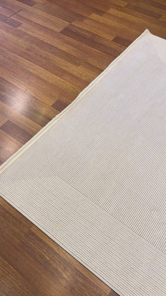 Vera 01 Cream Viskon ile Üretilen Sık Dokuma Modern Salon Halısı