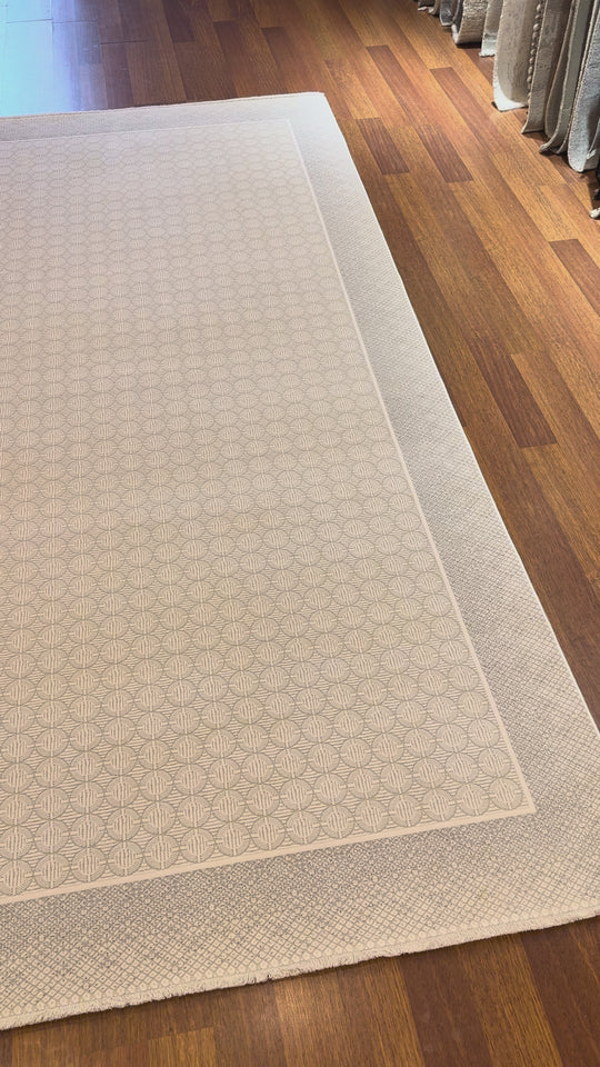 Vera 01 Grey Viskon ile Üretilen Sık Dokuma Modern Salon Halısı