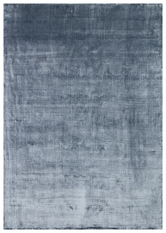 Pier Blue, El Dokuma Teknikleri ile %100 Naturel Viskondan üretilen Sade Tek Renk Salon Halısı
