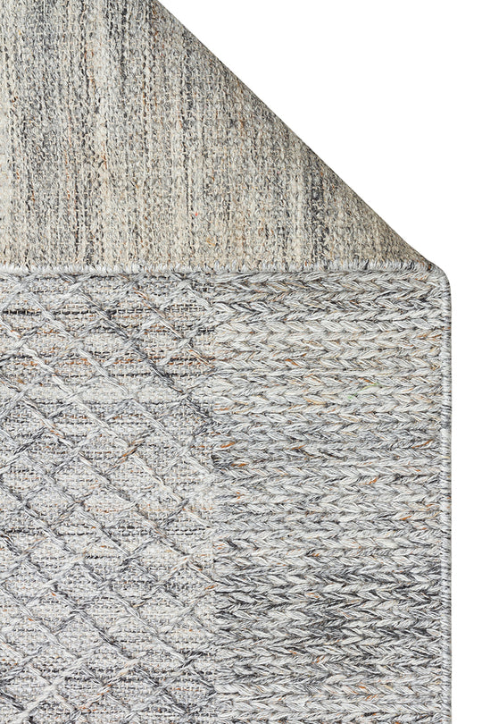Lhasa Grey, Polyester, Yün ve Pamuk Karışımıyla Üretilen Dayanıklı ve Hasır Dokulu Halı