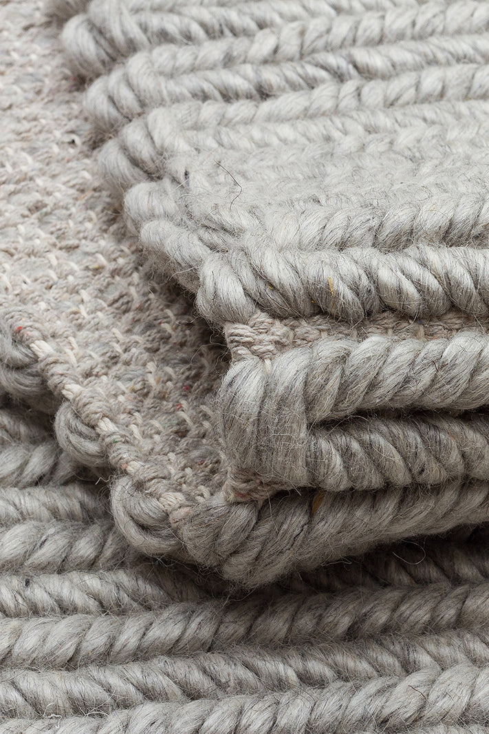 Wolly Sılver %100 Yün Kullanılarak El İşçiliğiyle Örülmüş, Yumuşak Dokulu Bohem Halı