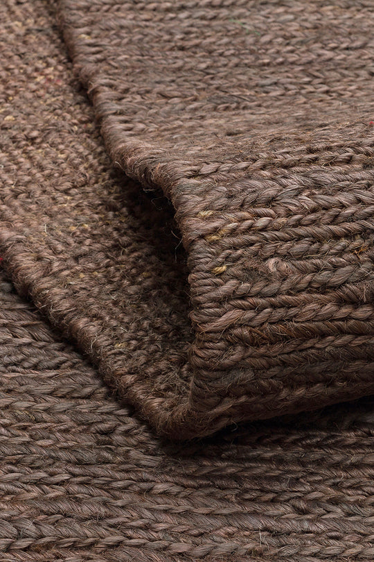Giger Brown, Jüt Kullanılarak El Örgüsü ile Üretilen Hasır Dokulu Jüt Halı