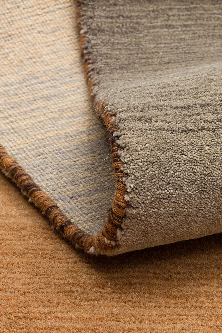 Odesa Ash Brown, Modern Çizgilere Sahip Renk Geçişli %100 Saf Yün ile Üretilen Salon Halısı