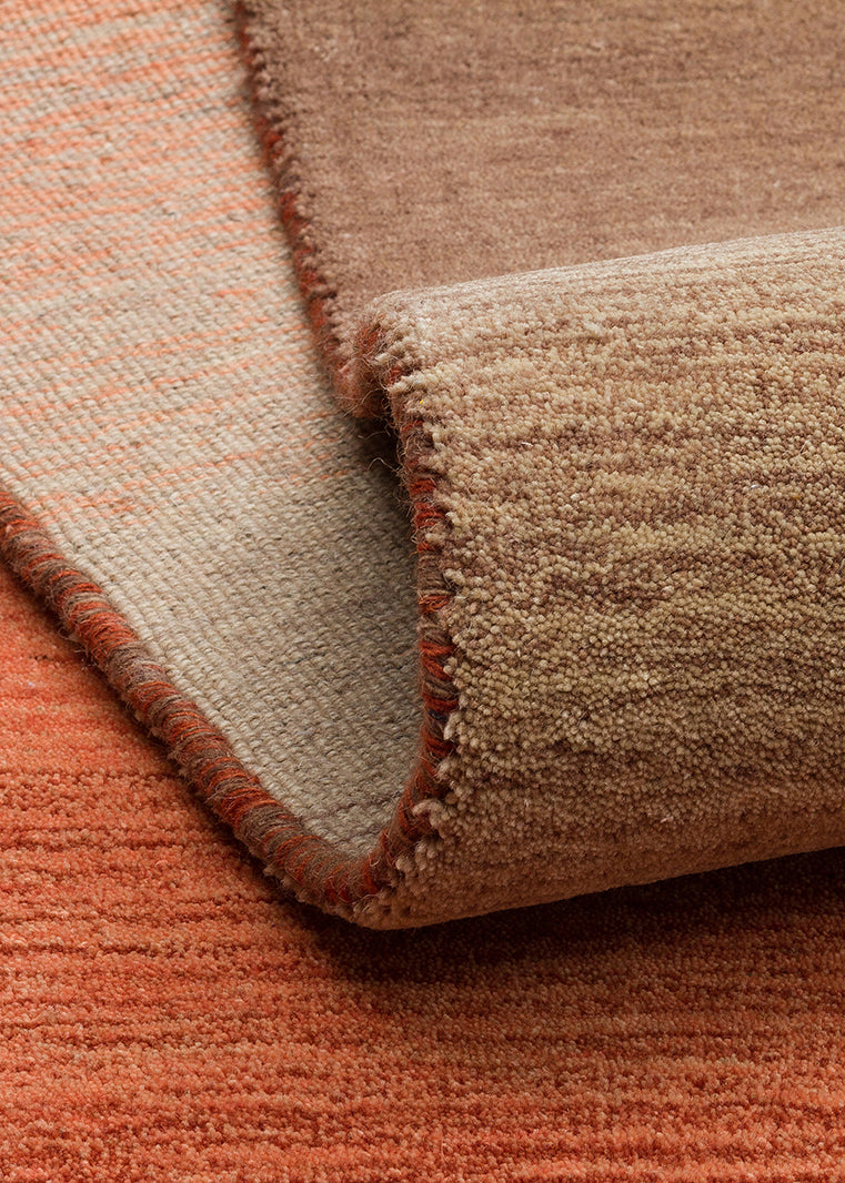 Odesa Jam Brown, Modern Çizgilere Sahip Renk Geçişli %100 Saf Yün ile Üretilen Salon Halısı