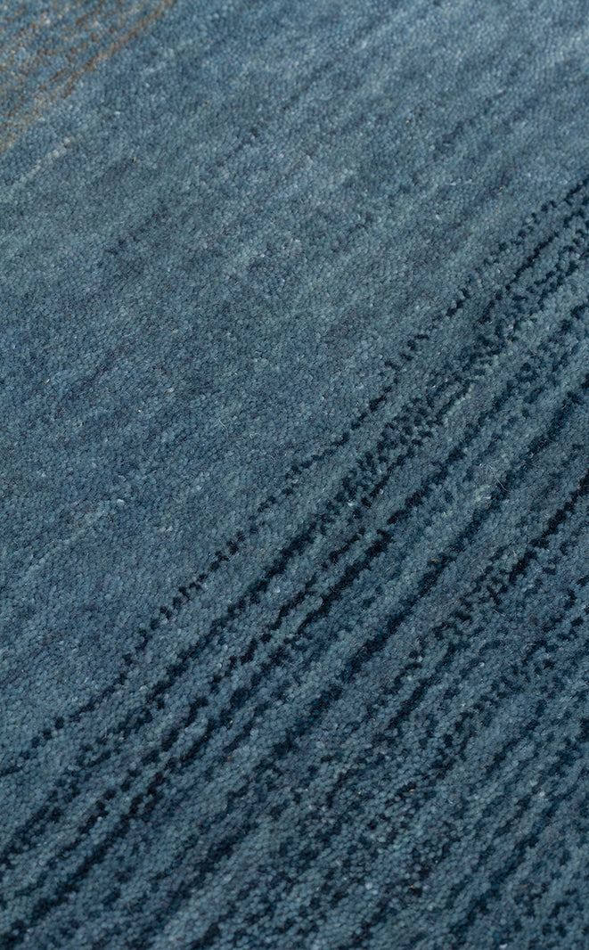 Odesa Navy Grey, Modern Çizgilere Sahip Renk Geçişli %100 Saf Yün ile Üretilen Salon Halısı