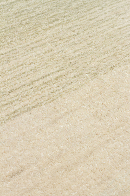 Odesa Pearl Blue, Modern Çizgilere Sahip Renk Geçişli %100 Saf Yün ile Üretilen Salon Halısı